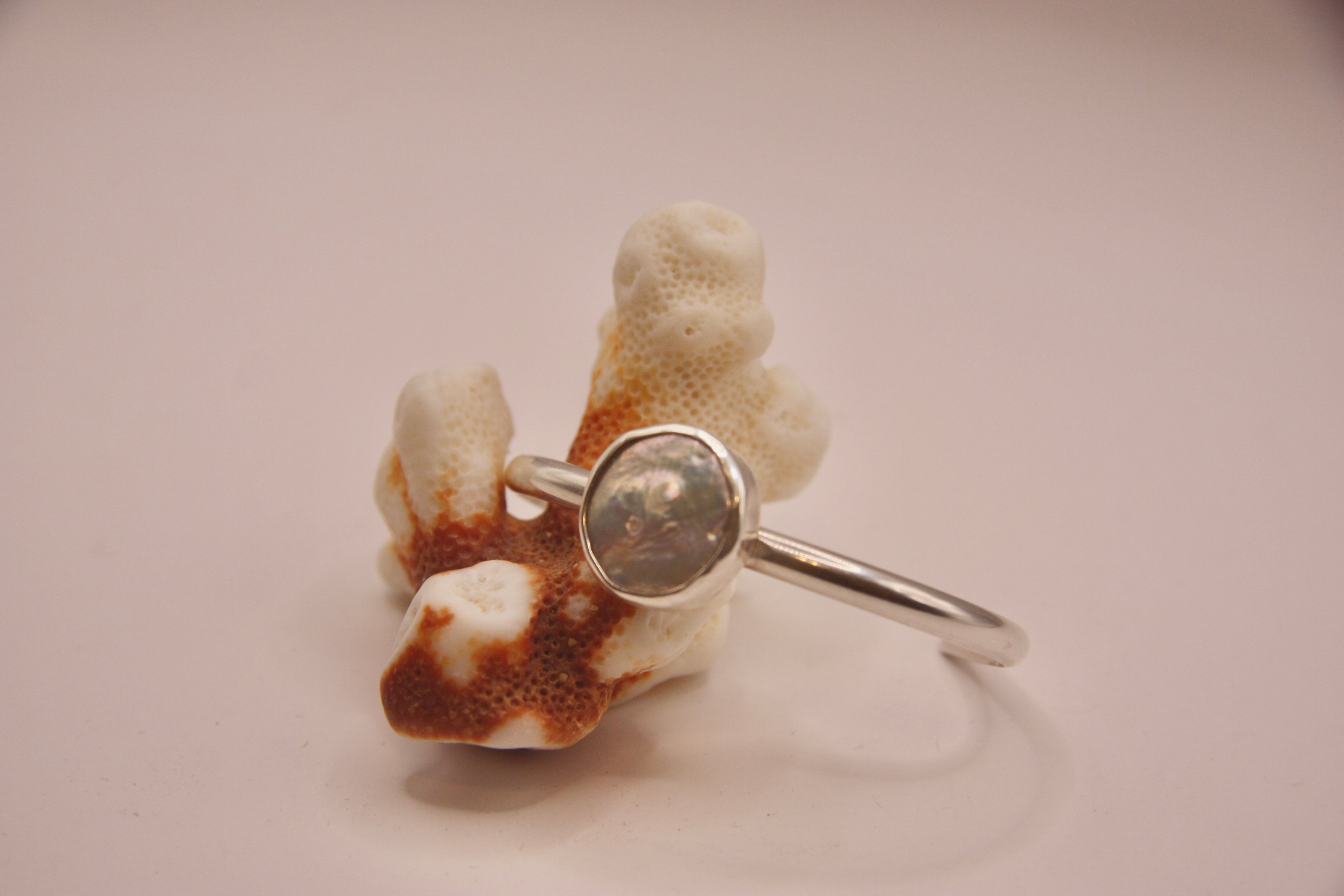 Pearl Single Band Cuff