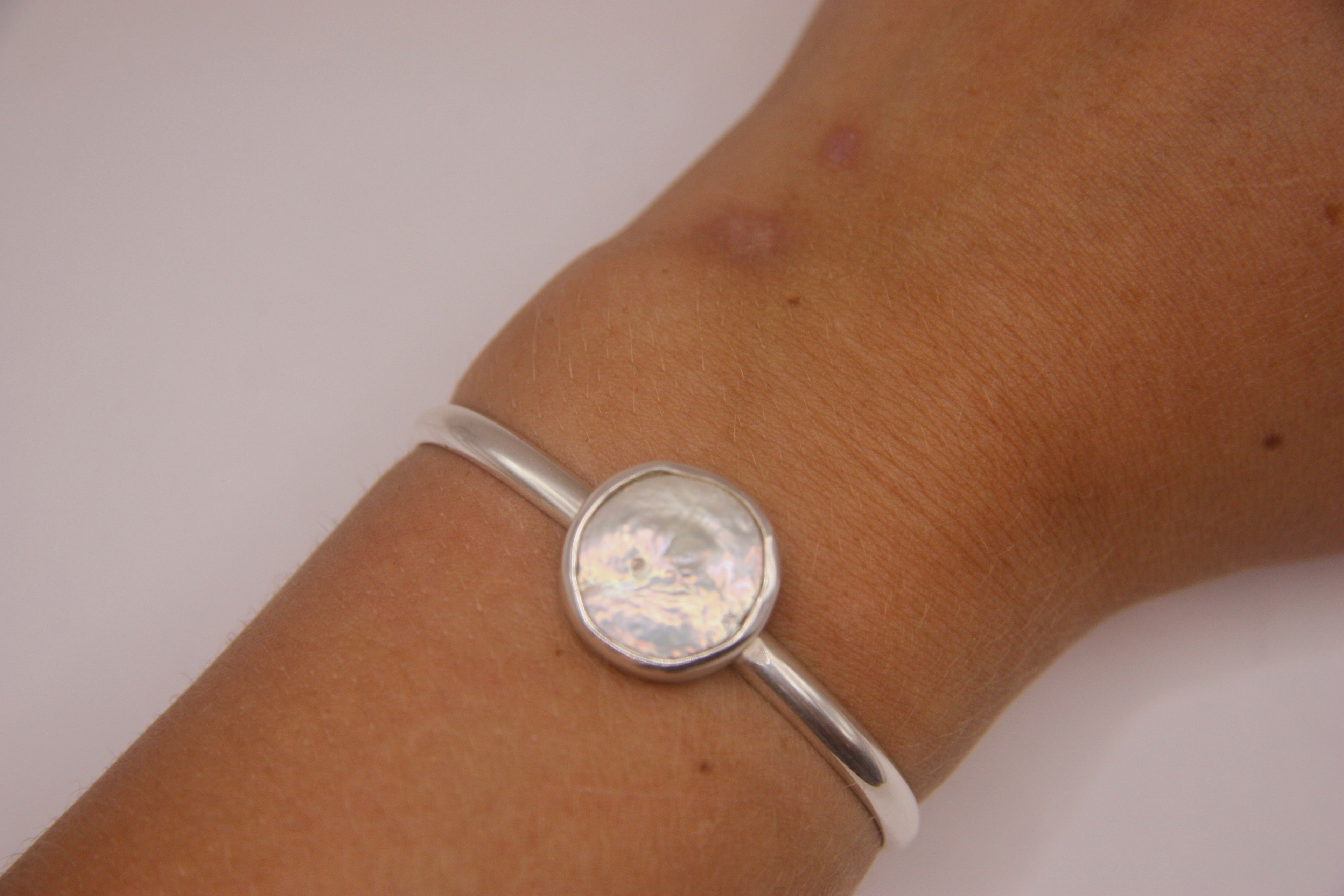 Pearl Single Band Cuff