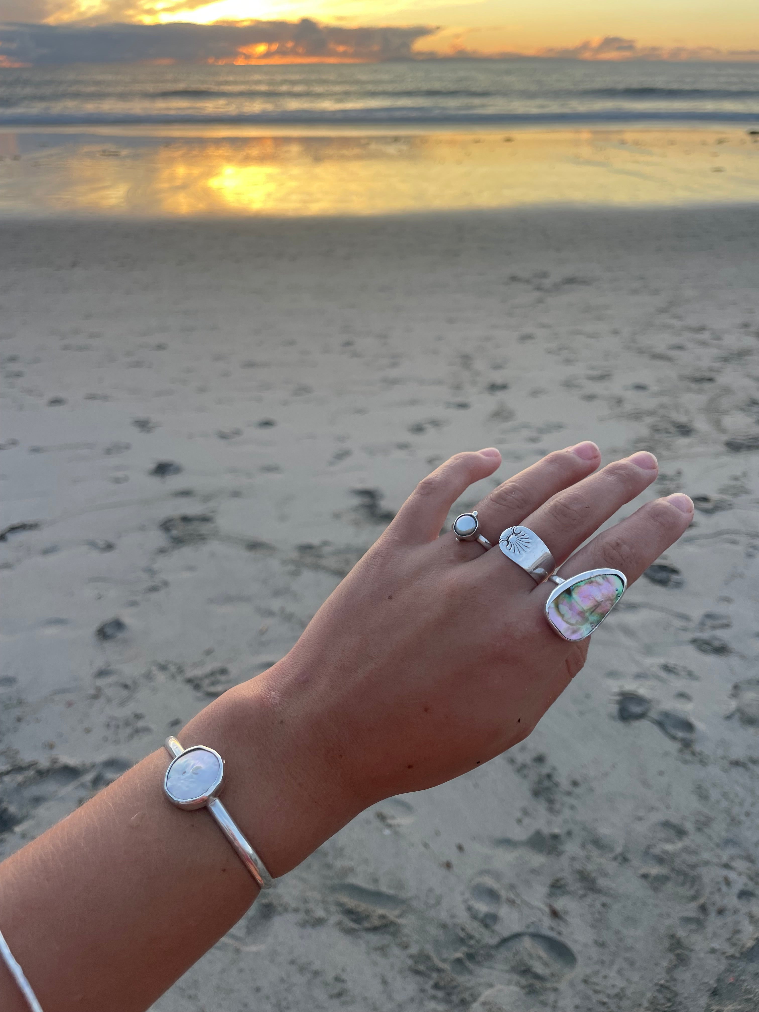 Pearl Single Band Cuff